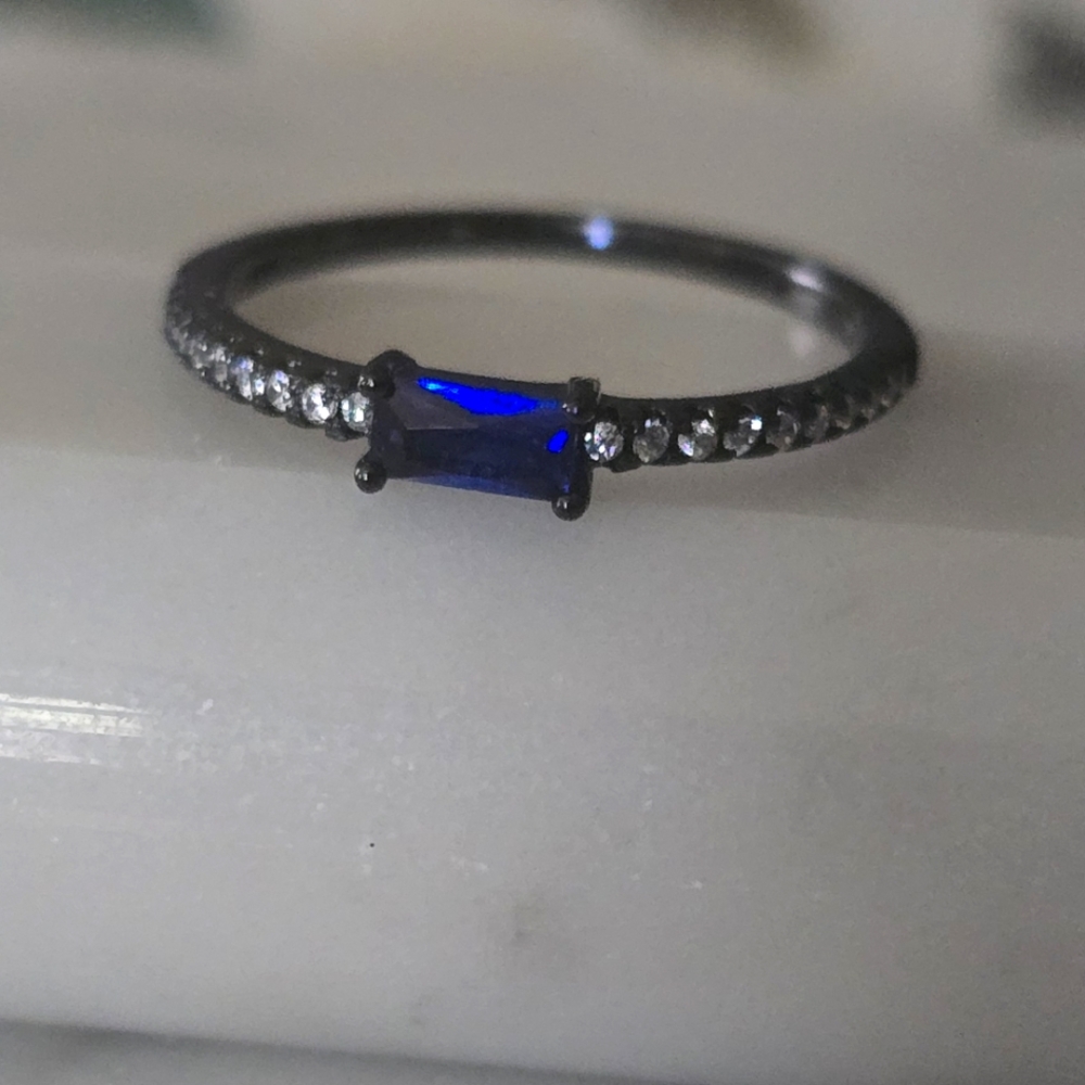 Blue Sapphire And Black Rhodium Sterling Silver Ring Size 7